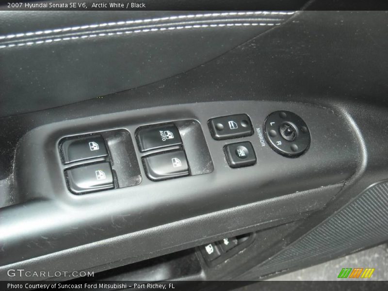 Arctic White / Black 2007 Hyundai Sonata SE V6
