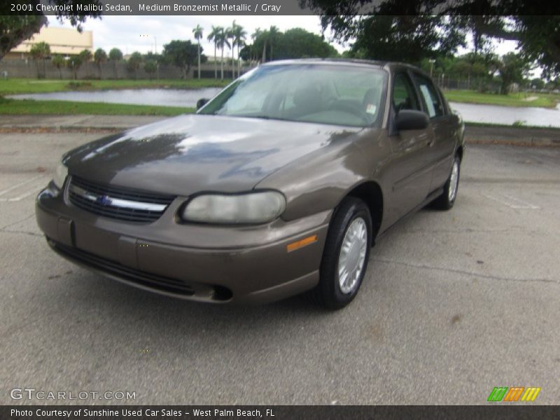 Medium Bronzemist Metallic / Gray 2001 Chevrolet Malibu Sedan