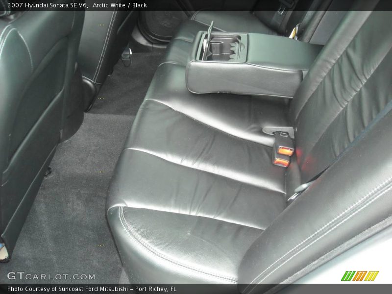 Arctic White / Black 2007 Hyundai Sonata SE V6