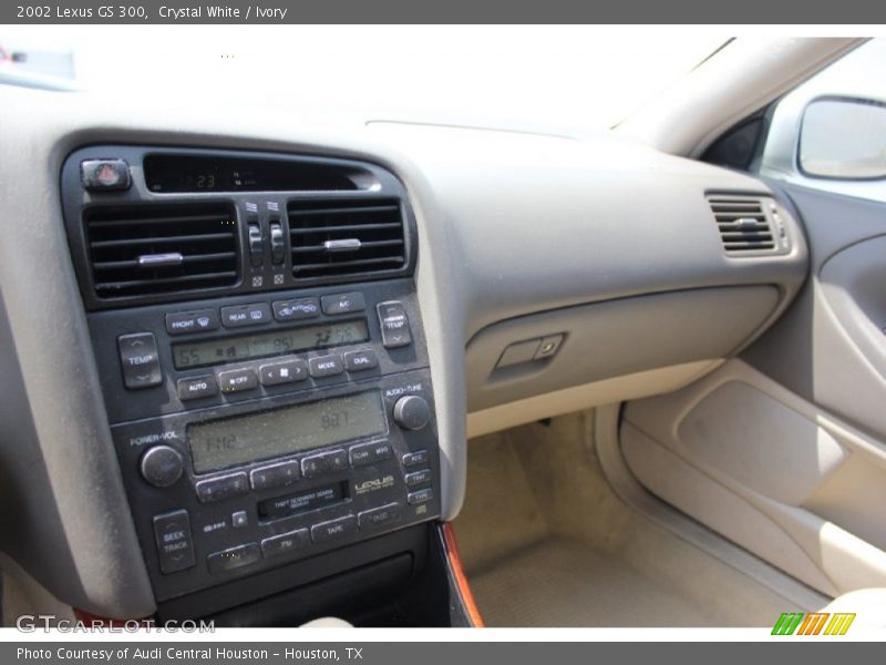 Crystal White / Ivory 2002 Lexus GS 300
