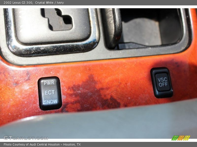 Crystal White / Ivory 2002 Lexus GS 300