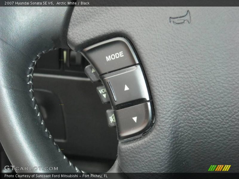 Arctic White / Black 2007 Hyundai Sonata SE V6