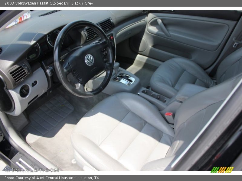 Black / Grey 2003 Volkswagen Passat GLS Sedan