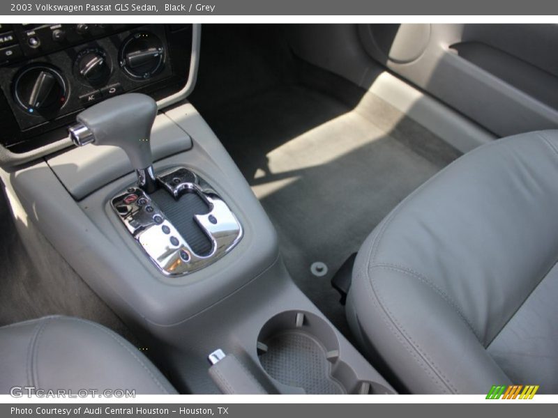 Black / Grey 2003 Volkswagen Passat GLS Sedan