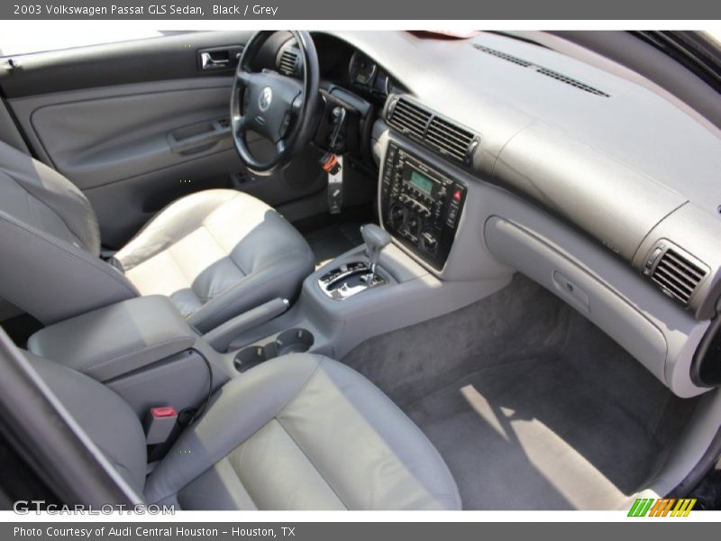 Black / Grey 2003 Volkswagen Passat GLS Sedan