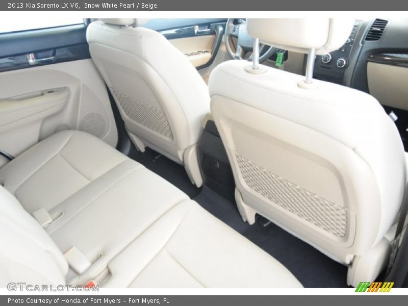 Snow White Pearl / Beige 2013 Kia Sorento LX V6