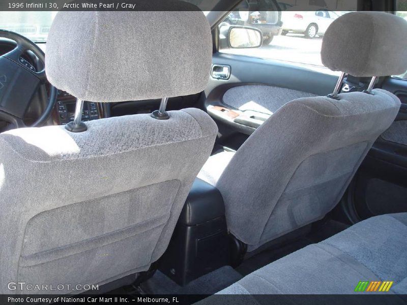 Arctic White Pearl / Gray 1996 Infiniti I 30
