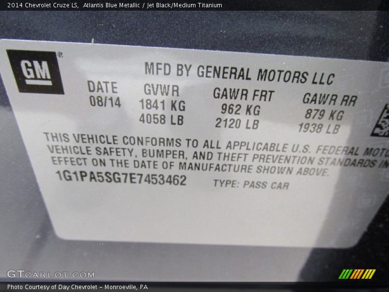 Atlantis Blue Metallic / Jet Black/Medium Titanium 2014 Chevrolet Cruze LS