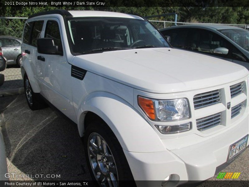 Bright White / Dark Slate Gray 2011 Dodge Nitro Heat