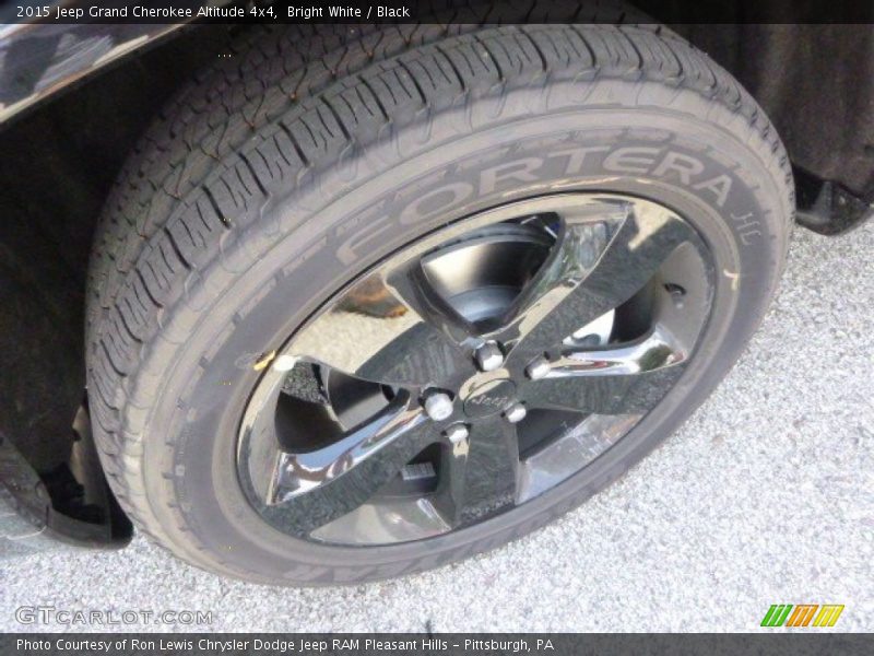 Bright White / Black 2015 Jeep Grand Cherokee Altitude 4x4