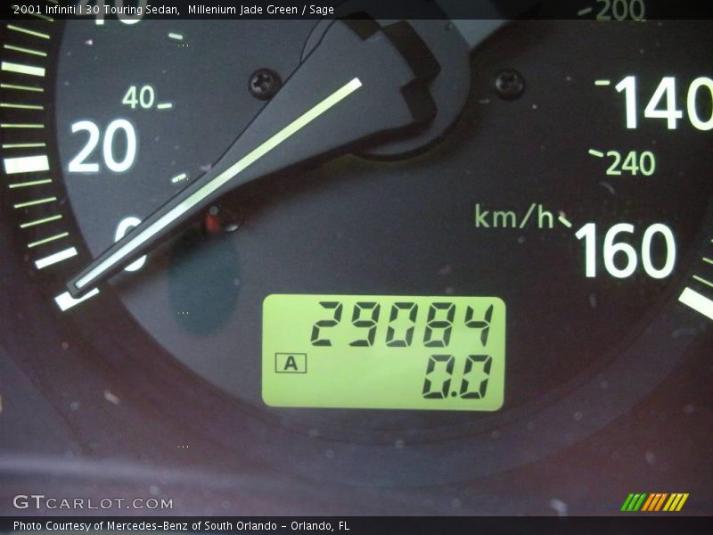 Millenium Jade Green / Sage 2001 Infiniti I 30 Touring Sedan