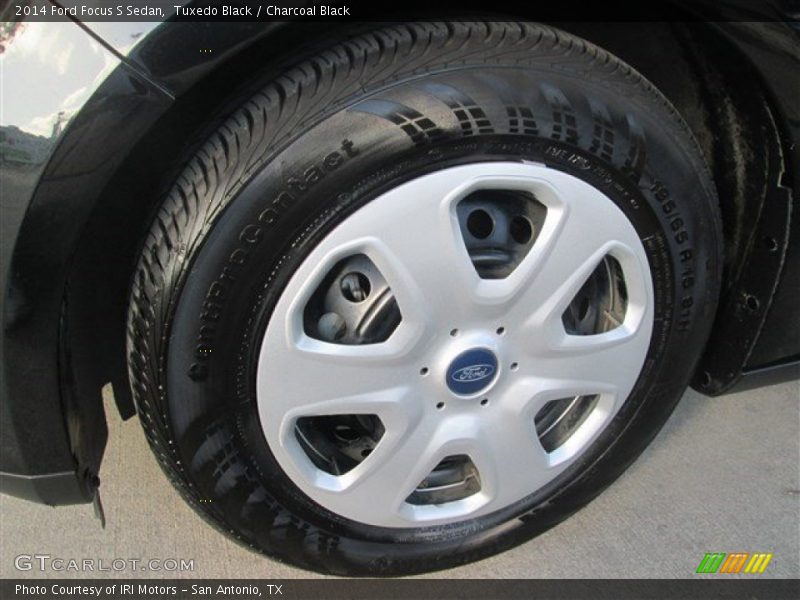 Tuxedo Black / Charcoal Black 2014 Ford Focus S Sedan