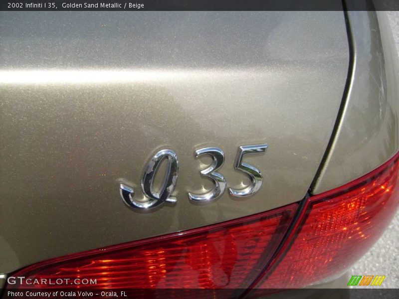 Golden Sand Metallic / Beige 2002 Infiniti I 35