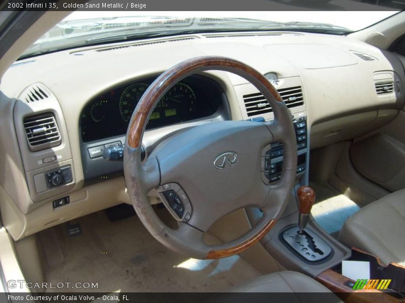 Golden Sand Metallic / Beige 2002 Infiniti I 35