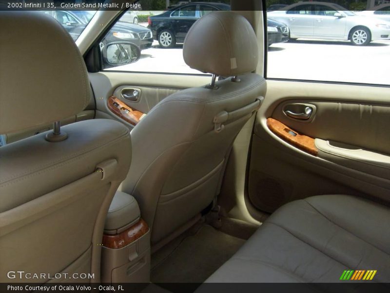 Golden Sand Metallic / Beige 2002 Infiniti I 35