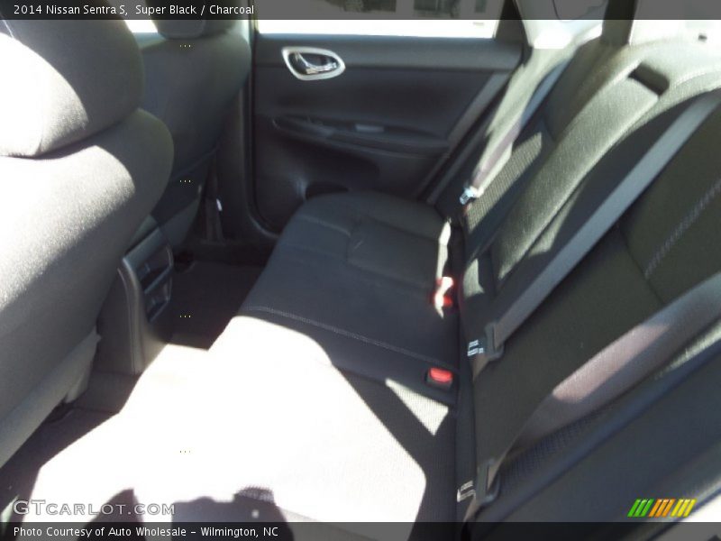 Super Black / Charcoal 2014 Nissan Sentra S