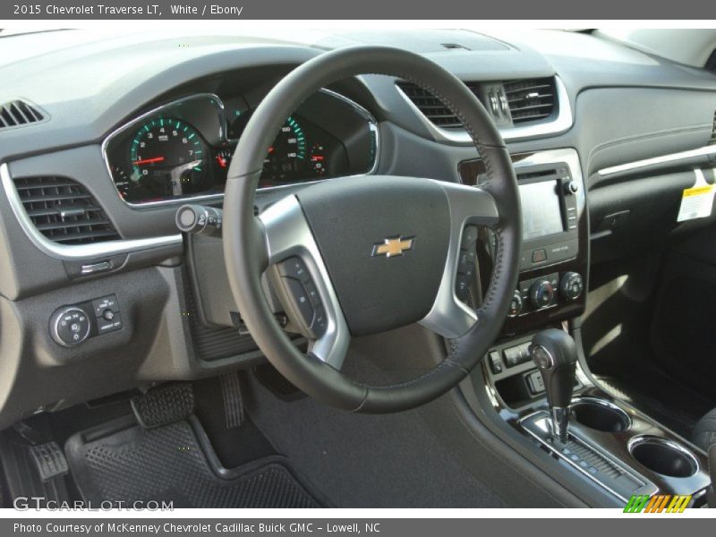 White / Ebony 2015 Chevrolet Traverse LT