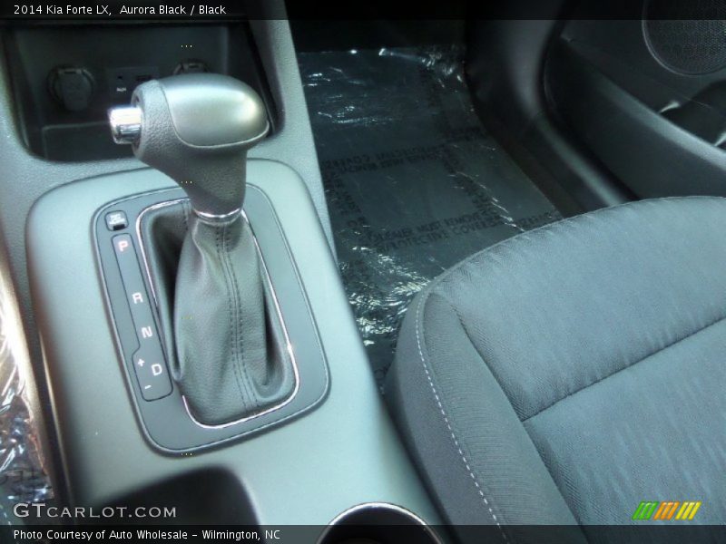 Aurora Black / Black 2014 Kia Forte LX