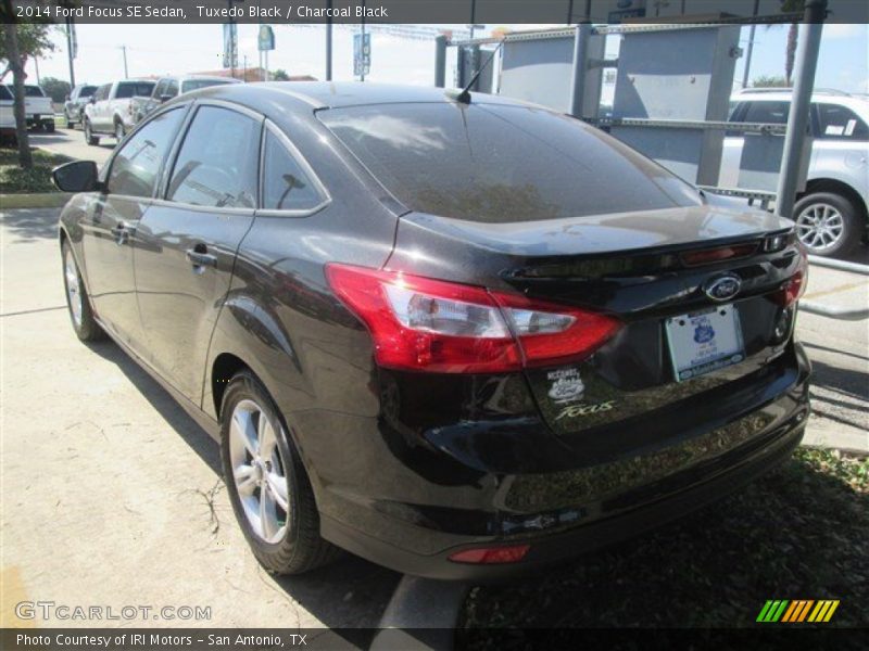 Tuxedo Black / Charcoal Black 2014 Ford Focus SE Sedan