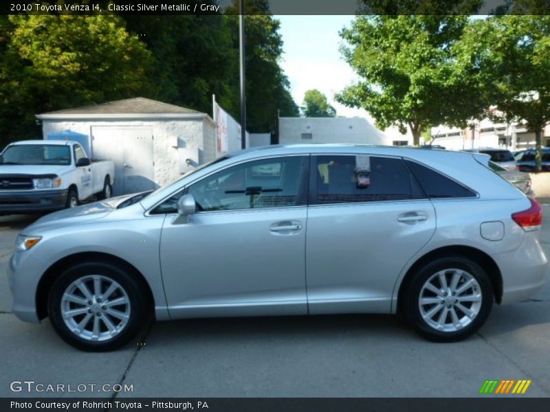 Classic Silver Metallic / Gray 2010 Toyota Venza I4