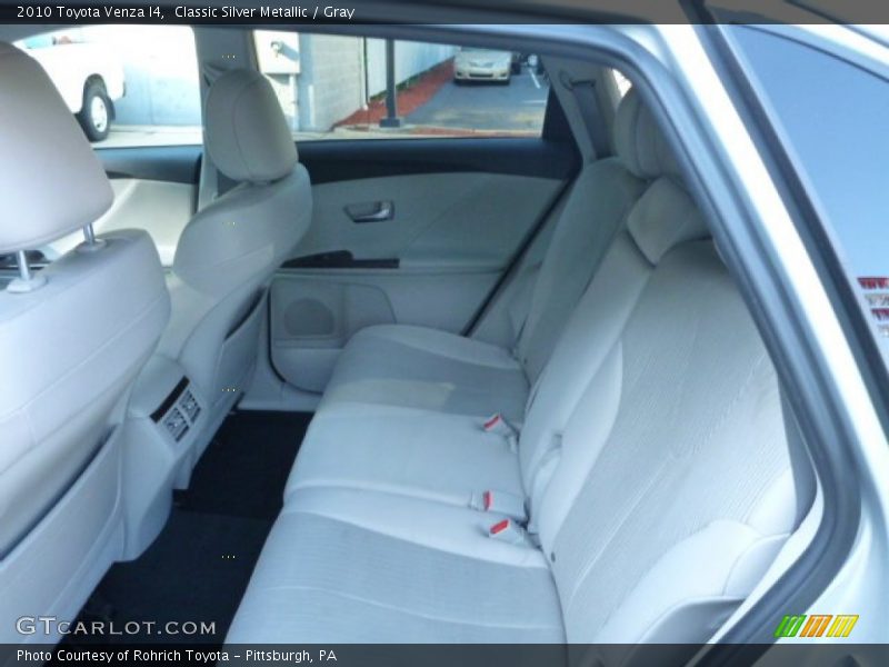 Classic Silver Metallic / Gray 2010 Toyota Venza I4
