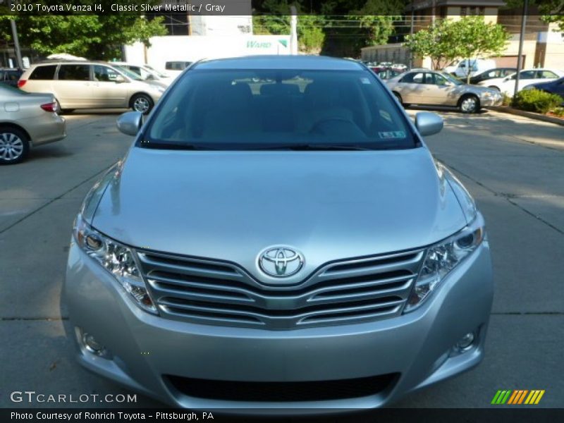 Classic Silver Metallic / Gray 2010 Toyota Venza I4