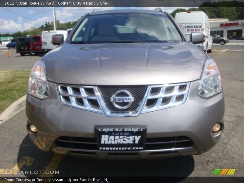Gotham Gray Metallic / Gray 2011 Nissan Rogue SV AWD