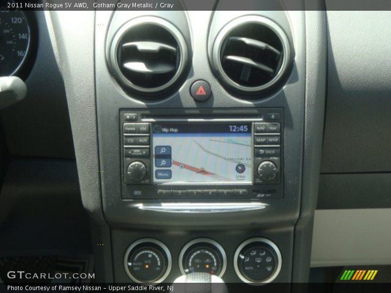 Gotham Gray Metallic / Gray 2011 Nissan Rogue SV AWD
