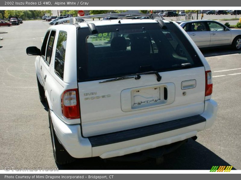 Alpine White / Gray 2002 Isuzu Rodeo LS 4WD