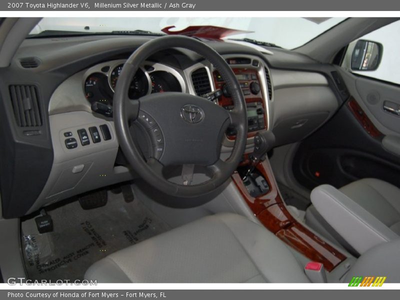 Millenium Silver Metallic / Ash Gray 2007 Toyota Highlander V6