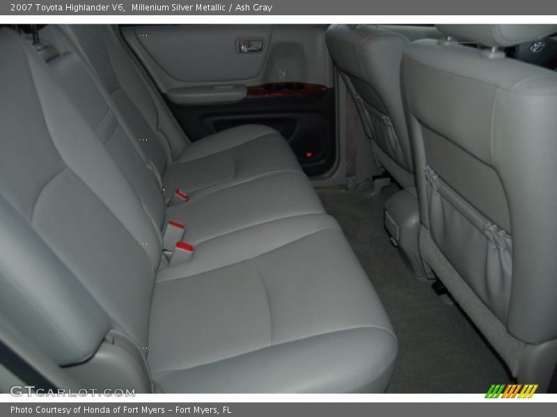 Millenium Silver Metallic / Ash Gray 2007 Toyota Highlander V6