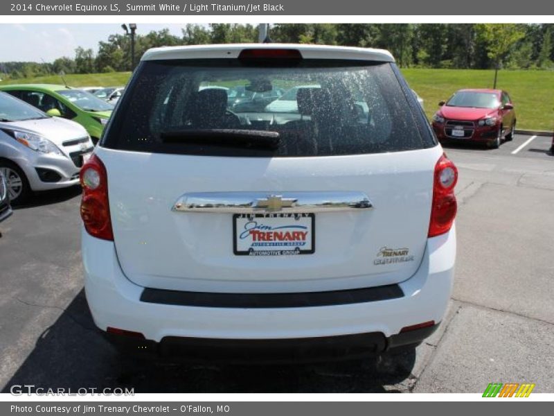 Summit White / Light Titanium/Jet Black 2014 Chevrolet Equinox LS