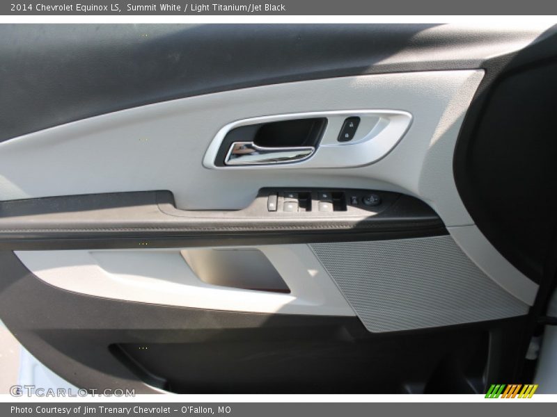 Summit White / Light Titanium/Jet Black 2014 Chevrolet Equinox LS