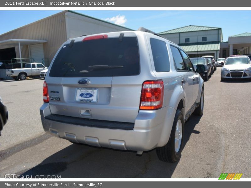 Ingot Silver Metallic / Charcoal Black 2011 Ford Escape XLT