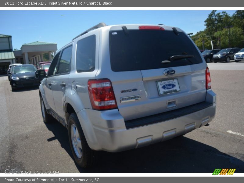 Ingot Silver Metallic / Charcoal Black 2011 Ford Escape XLT