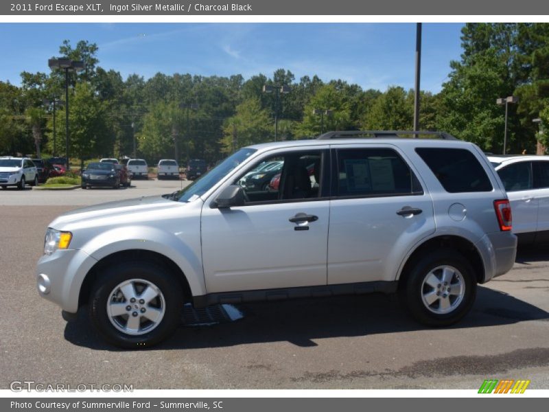 Ingot Silver Metallic / Charcoal Black 2011 Ford Escape XLT