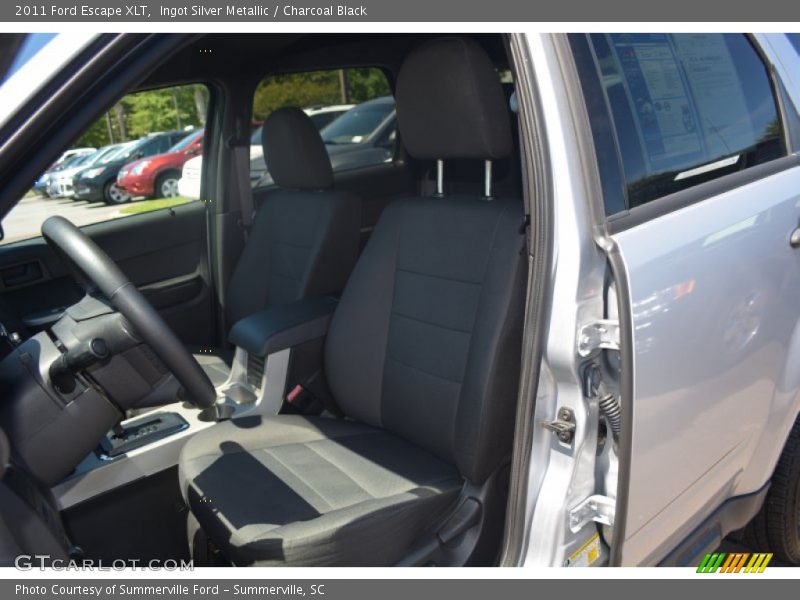 Ingot Silver Metallic / Charcoal Black 2011 Ford Escape XLT