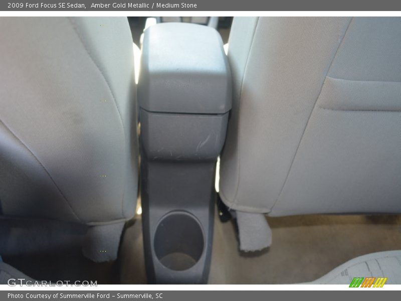 Amber Gold Metallic / Medium Stone 2009 Ford Focus SE Sedan