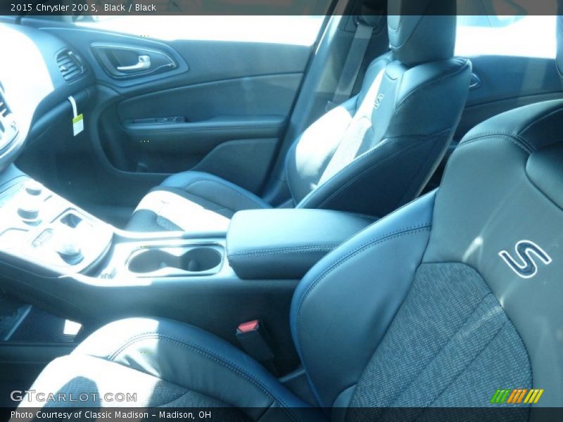 Black / Black 2015 Chrysler 200 S