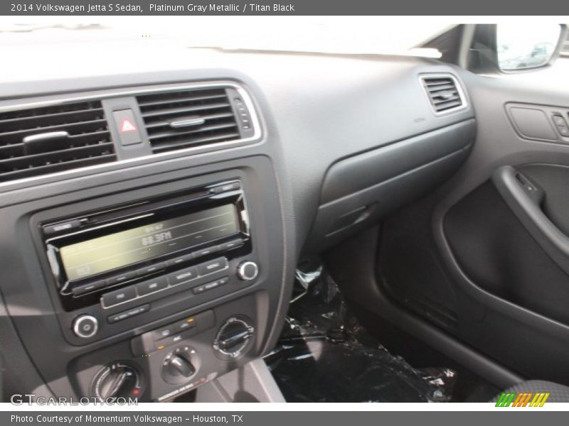 Platinum Gray Metallic / Titan Black 2014 Volkswagen Jetta S Sedan