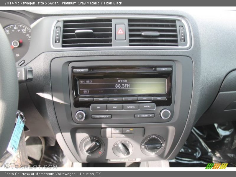 Platinum Gray Metallic / Titan Black 2014 Volkswagen Jetta S Sedan