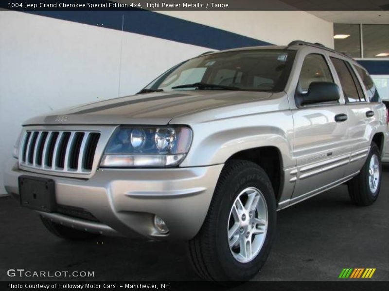 Light Pewter Metallic / Taupe 2004 Jeep Grand Cherokee Special Edition 4x4