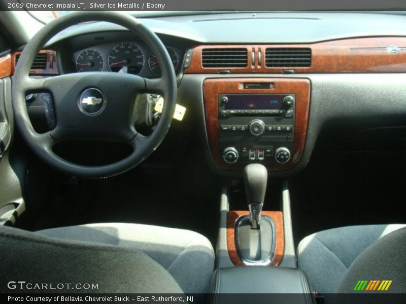 Silver Ice Metallic / Ebony 2009 Chevrolet Impala LT