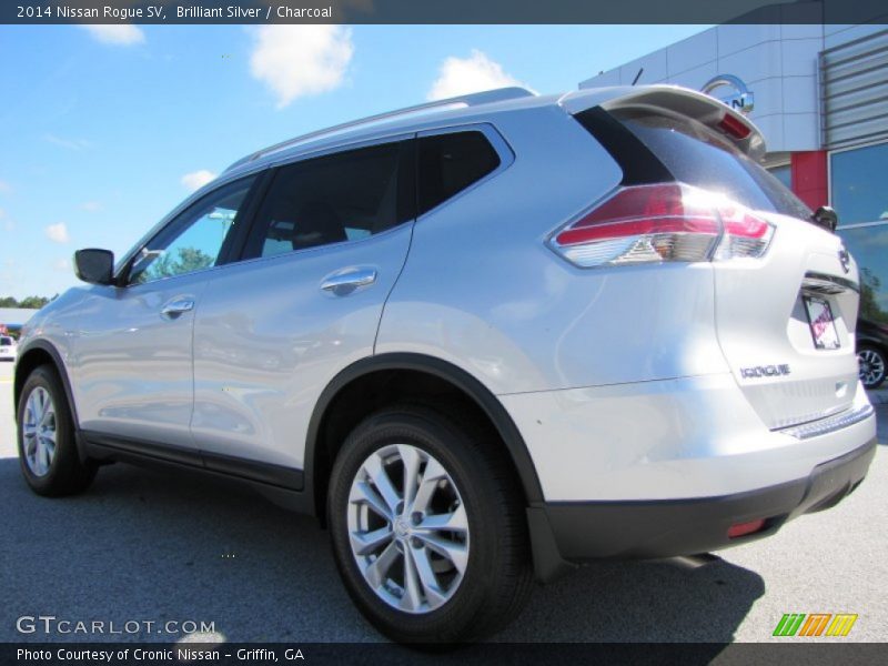 Brilliant Silver / Charcoal 2014 Nissan Rogue SV