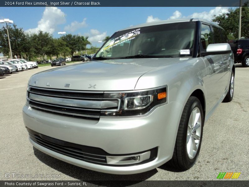 Ingot Silver / Charcoal Black 2014 Ford Flex Limited