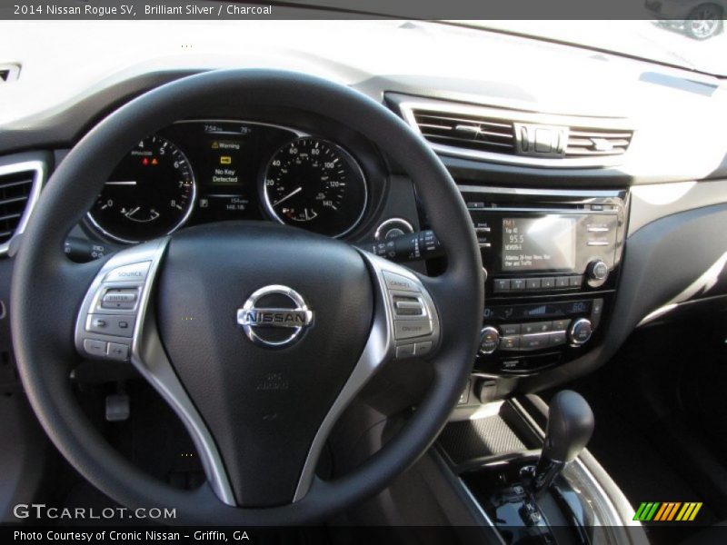 Brilliant Silver / Charcoal 2014 Nissan Rogue SV