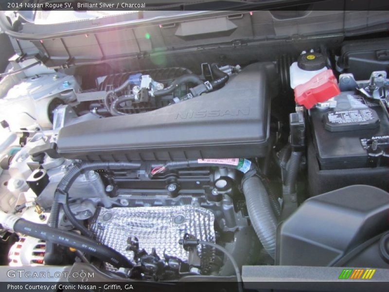 Brilliant Silver / Charcoal 2014 Nissan Rogue SV