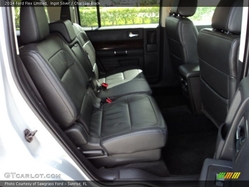 Ingot Silver / Charcoal Black 2014 Ford Flex Limited