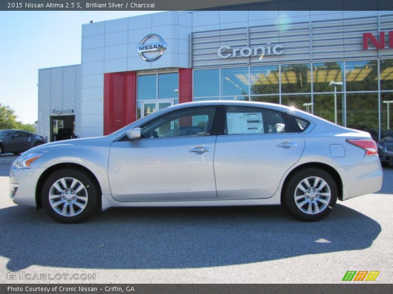 Brilliant Silver / Charcoal 2015 Nissan Altima 2.5 S