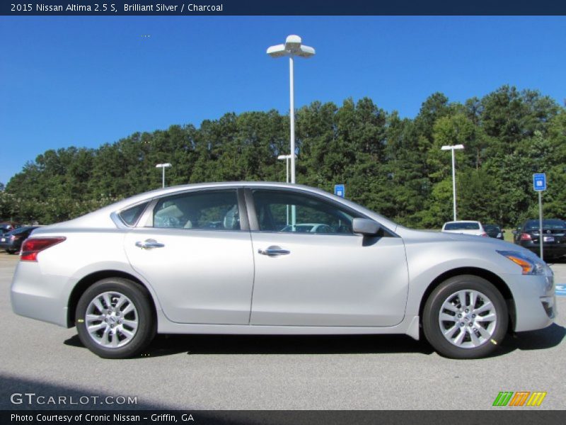 Brilliant Silver / Charcoal 2015 Nissan Altima 2.5 S